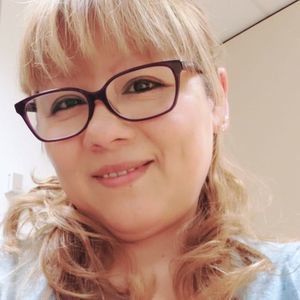 Meet your Posher, Juana rosa